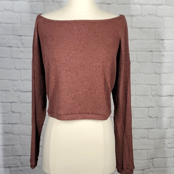 Sydne Summer Crop Lightweight Sweater - Picture 3 of 12